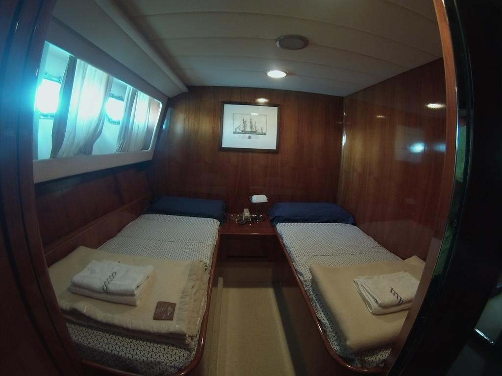 Riviera Boat Resort La Spezia Kamer foto