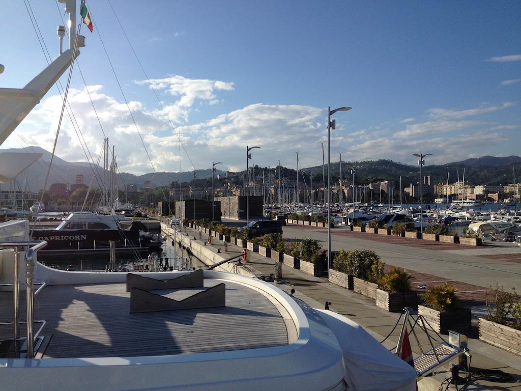 Riviera Boat Resort La Spezia Buitenkant foto